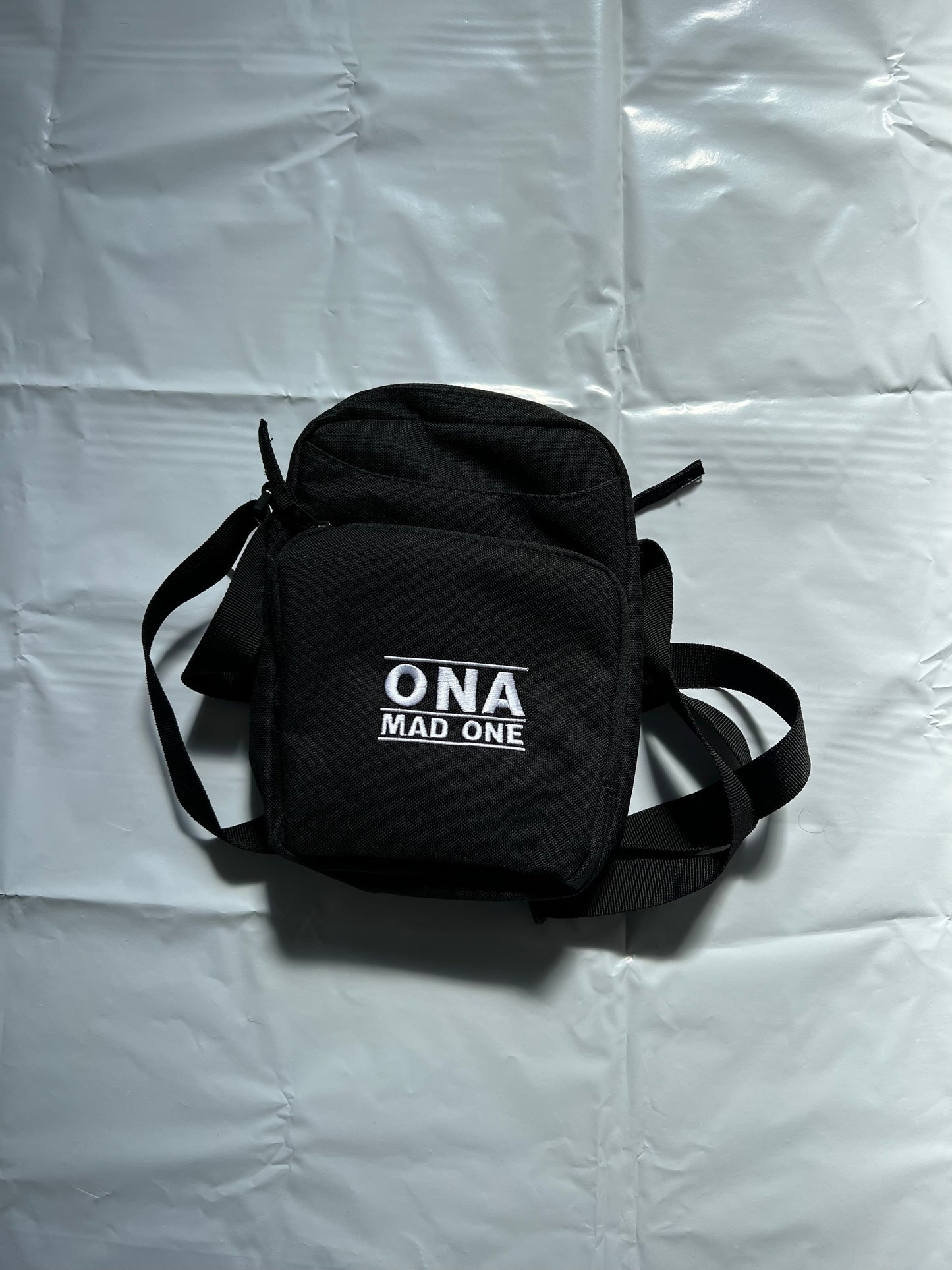Onamadone Pouch Whiteline